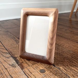 3/$15🌞Retro Rounded Wood Picture Frame for 4”x6” Photo